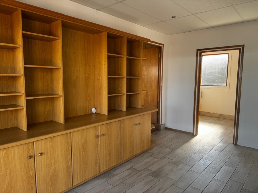5 Bedroom Property for Sale in Kabeljauws Eastern Cape